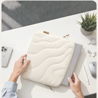 Sac à bandoulière moderne pour ordinateur portable 13-14 pouces, matelassé, doux, motif vagues, léger, étui de voyage tendance pour tablette et ordinateur