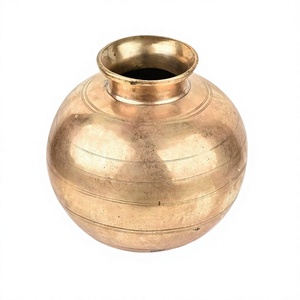 Olla de agua de calidad exclusiva Diseño fabuloso Latón Oro Pulido Lota Tamaño y forma personalizados Lota de latón para la venta - Product Image 1
