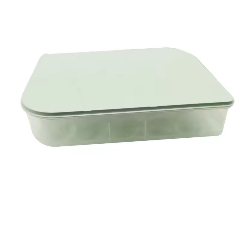 สีเขียวอ่อน