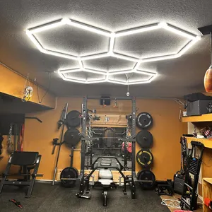 एकाधिक परिदृश्य गैराज व्यायामशाला नाई की दुकान हनीकॉम्ब कनेक्टर्स हेक्सागोन आकार के लिए एलईडी लाइट