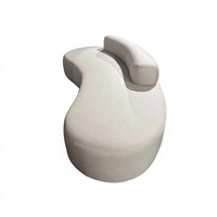 Dies ist eine moderne, luxuriöse, unregelmäßig geschwungene Stoff-Chaiselongue mit elegantem, S-förmigem Design.