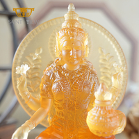 Statue gracieuse en verre cristal de Lakshmi hindoue, design Feng Shui, fonction de veille pour plantes, pour décoration sacrée et espaces spirituels paisibles