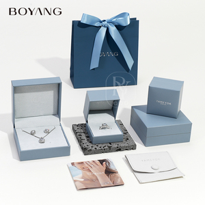 Caja de Embalaje de Joyería de Lujo con Logotipo Personalizado Impreso para Pulseras, Collares, Anillos y Pendientes - Product Image 5