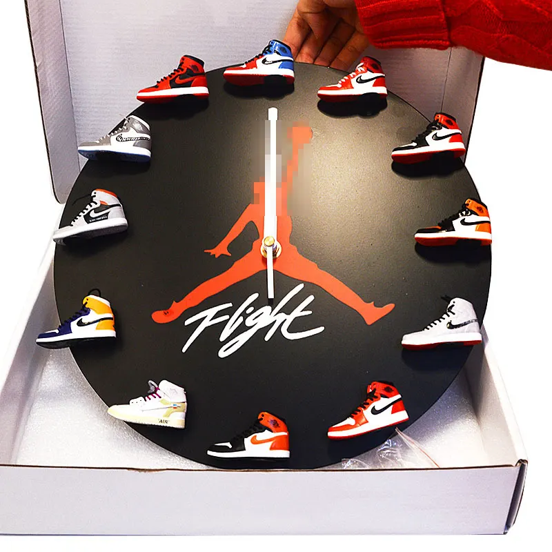 Geschenk box Großhandel Holzplatte Basketball Flug 12 AJ Schuh magnet Air Jordan Mini 3D Sneaker Uhr