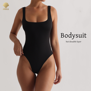 Luluxiyaya con bottone inferiore a doppio strato con collo quadrato senza maniche in seconda pelle con scollatura scollata e rifinita Sexy da Club - Product Image 1