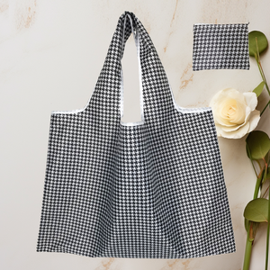 Bolsa de Compras Plegable Reutilizable y Ecológica, Personalizada, de Poliéster RPET Reciclado, con Asa Larga y Cierre Magnético - Product Image 1