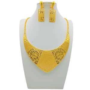 Parures de collier et boucles d'oreilles ethniques plaquées or 22 carats pour femmes, bijoux de mariage en alliage de métal précieux, motif floral, style hindou. - Product Image 2