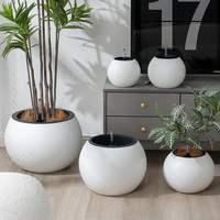 Pot Plastik Dekoratif Modern Bulat Gaya Nordic, Penyerap Air Otomatis, untuk Tanaman Rumah & Taman
