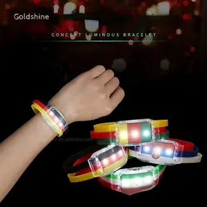 LED Todos los países Bandera Nacional brazalete pulseras Silicona Fútbol Fans Cheer Souvenirs LED pulsera luminosa