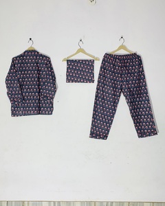 Conjunto de Pijama Étnico Minimalista para Mujer, Estampado a Mano, Precio de Mayoreo - Product Image 3
