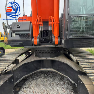 Escavatore Cingolato Usato Originale <span class=keywords><strong>Hitachi</strong></span> ZX350 <span class=keywords><strong>ZX350H</strong></span> da 35 Tonnellate con Motore da 7,79L di Cilindrata e 212000W di Potenza a Basso Prezzo - Product Image 3
