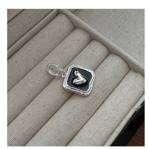 S925 เงินสเตอร์ลิง สไตล์เกาหลี ดีไซน์เฉพาะตัว จี้รูปหัวใจด้านข้าง เรียบง่าย แฟชั่น เครื่องประดับบุคลิกภาพ ขายส่ง - Product Image 4