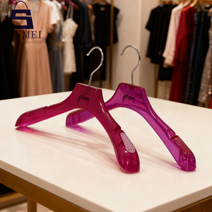 Cintres de mariée en plastique <span class=keywords><strong>rouge</strong></span> robustes et populaires avec crochet pivotant pour <span class=keywords><strong>robe</strong></span> de mariée et vêtements - Product Image 6