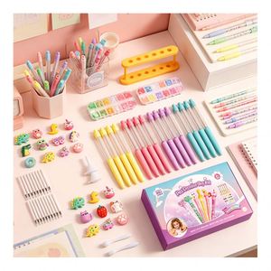 ชุดปากกากลิตเตอร์แสนสนุก DIY พร้อมจุกตกแต่งน่ารัก ลูกปัดเลื่อมหลากสี ไส้เติมได้ ของขวัญสำหรับเด็ก ชุดกล่องของขวัญ ของเล่น - Product Image 3