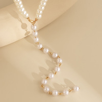 Collier long à chaîne de perles vintage, style européen-américain transfrontalier, simple, avec pampille en fausses perles, de niche