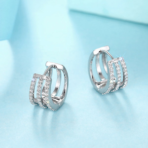 Orecchini a Cerchio Piccoli per Donne, Gioielli Minimalisti Chic per Uso Quotidiano e Ufficio, Regalo - Product Image 5