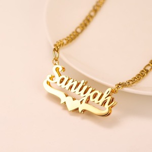 Collar <span class=keywords><strong>de</strong></span> Cadena <span class=keywords><strong>Figaro</strong></span> Personalizado <span class=keywords><strong>de</strong></span> Lujo con Certificación CE, Cadena Doble Plana <span class=keywords><strong>de</strong></span> Acero Inoxidable Chapada en Oro para Fiestas y Eventos - Product Image 4