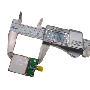 Antenne patch en céramique 25*25mm avec connecteur SMA femelle, RFID interne passif 868Mhz personnalisé, en promotion - Product Image 1