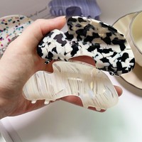 Pince à cheveux personnalisable en acétate Yuxi, motif requin dessin animé français mignon, 10 cm, accessoires de coiffure pour femme pour les fêtes