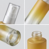 Botol Semprot Serum Kaca Silinder Premium 50ml, Finishing Matte, Alas Tebal, Gradasi Kuning, Logo Custom, Sablon Pompa