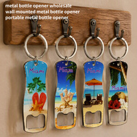 Porte-clés souvenir personnalisé, ouvre-bouteille, logo personnalisé, résine époxy, porte-clés en métal, cadeau commémoratif de voyage pour touristes