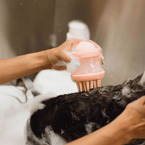 Cepillo de Aseo Ergonómico con Diseño de Dientes Convexos, Liberación de Pelo con un Clic, Removedor de Pelo para Mascotas, Mango de Fácil Agarre, Recolección Eficiente de Pelo - Product Image 2