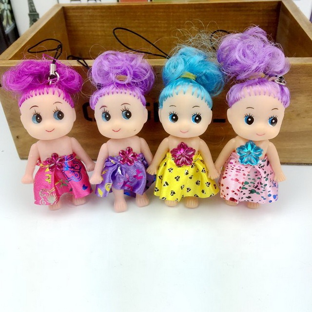 8CM Ddung Doll Mini Plastic Keychain Toy - Unisex Gift