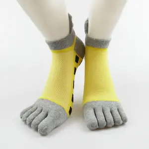 Manufacturer Supplier Five Toe Color Splicing Against Color Fashion Sports Socks