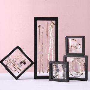 Boîtes d'emballage en plastique avec cadre flottant 3D personnalisé, film PE transparent, acrylique, pour collier de perles, bracelet, présentoir vidéo de bijoux - Product Image 1