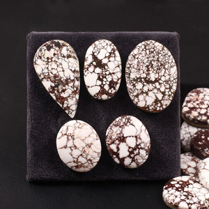 พลอยแมกนีไซต์ธรรมชาติทรงคาโบชองจาก MAHNAJ GEMS พลอยแมกนีไซต์รูปทรงม้าป่าหลากหลายรูปแบบสำหรับทำเครื่องประดับ - Product Image 3