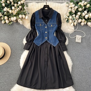 韓国の2ピースセット女性用パフスリーブトップとデニムドレスセット - Product Image 2