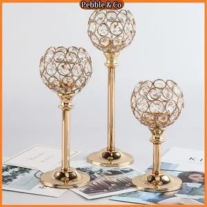 Ensemble de trois mini-bougeoirs en fer cristallin de style européen, vintage et romantique, pour dîners aux chandelles de mariage - Usine chinoise - Product Image 2