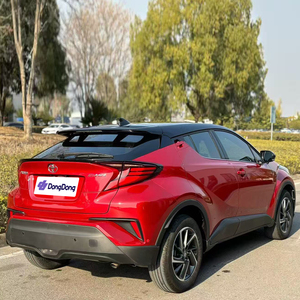 รถยนต์มือสองราคาประหยัดปี 2023 รถ SUV ขนาดเล็ก เบนซิน โตโยต้า <span class=keywords><strong>CHR</strong></span> 2.0L เครื่องยนต์คู่ รุ่นหรู พวงมาลัยซ้าย 5 ที่นั่ง กล้องมองหลัง ซันรูฟ ระบบควบคุมความเร็วอัตโนมัติ - Product Image 3