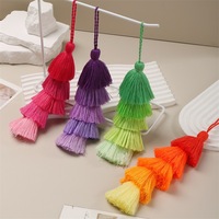 Pompons pour breloques artisanales et fabrication de bijoux, 3 pompons à cinq niveaux, porte-clés, breloques pour sacs à main et sacs, accessoires, pompons porte-clés