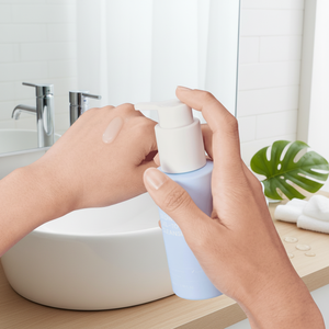 Glutanex Glow Therapy Gel Foam Cleanser AHA/BHA/LHA Hypoallergénique Nettoyant Pores Anti-Pigmentation Peaux Sensibles Nettoyage en Profondeur - Product Image 3