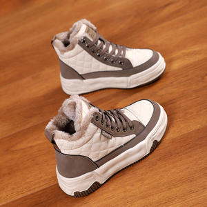 <span class=keywords><strong>2023</strong></span> hiver femmes grosses chaussures Style coréen haut en peluche coton baskets populaire semelle épaisse blanc baskets décontractées - Product Image 2