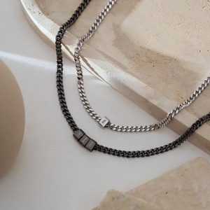 Grosir kustom kalung pria baja nirkarat perhiasan persegi manik liontin rantai Kuba perhiasan personalisasi perhiasan tahan air - Product Image 3