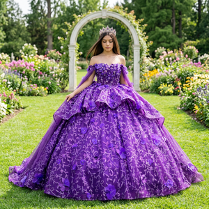 Vestido de Quinceañera Lsmu167 Morado, Vestido de Fiesta con Cuentas, Lentejuelas y Apliques de Encaje, Estilo Princesa - Product Image 1