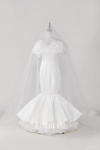 Véritable <span class=keywords><strong>robe</strong></span> de mariée décontractée de plage de trompette de longueur <span class=keywords><strong>midi</strong></span> de fleur d'épaule avec le <span class=keywords><strong>voile</strong></span> libre de rosette - Product Image 3