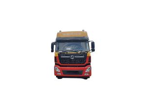 Camion de nettoyage de fond de piscine industriel à pompe à piston haute pression Dongfeng 8x4 de 33 m³ pour boues et sédiments, usage intensif - Product Image 1