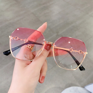 Lunettes de soleil polarisées sans monture tendance 2025, verres dégradés, lunettes de luxe à la mode, unisexe pour hommes et femmes, monture en métal - Product Image 1