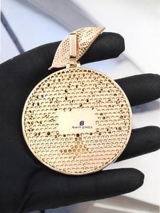 Pendentif Arbre de Vie au design unique, serti de pierres Moissanite VVS, plaqué or, collier Hip Hop pour hommes et femmes, en vente - Product Image 2