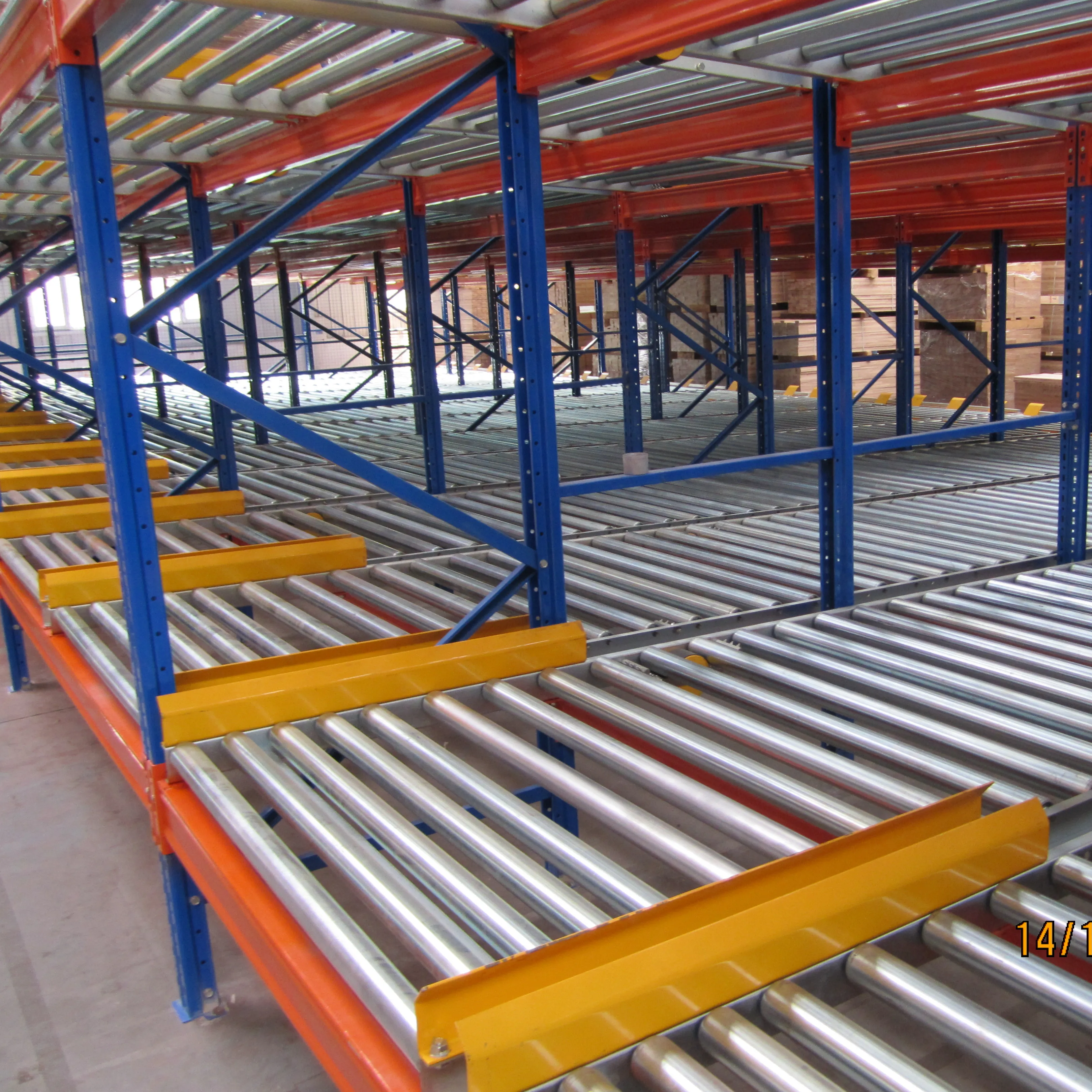 Warehouse High Density Gravity Roller Pallet Flow Rack