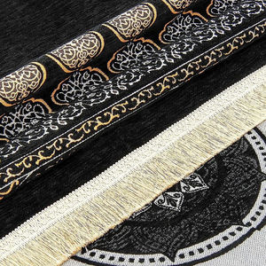 Tapis de prière islamique moderne motif de broderie musulmane imprimé animal tapis de cuisine en polyester coussiné carré tressé - Product Image 3