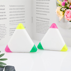 Evidenziatore Triangolare Carino per Bambini, Pennarello a 3 Colori, Evidenziatore Colorato - Vendita all'Ingrosso - Product Image 4
