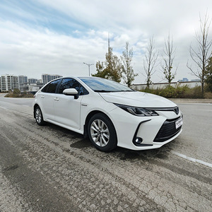 Toyota Corolla 2024 1.8L Hybride Pioneer Export Exclusive à bas prix, en bon état, à vendre, prix avantageux, voitures de <span class=keywords><strong>patrouille</strong></span> - Product Image 3