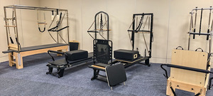 Meilleure vente : Appareil de rééducation de la colonne vertébrale en bois d'érable, <span class=keywords><strong>Correcteur</strong></span> de colonne vertébrale Pilates Reformer avec Trapèze - Product Image 5