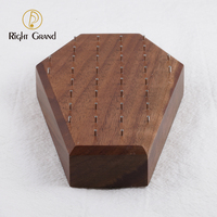Right Grand Gothic Coffin Black Walnut Wood 14G 16G Body Piercing Jewelry Display con 38 postes