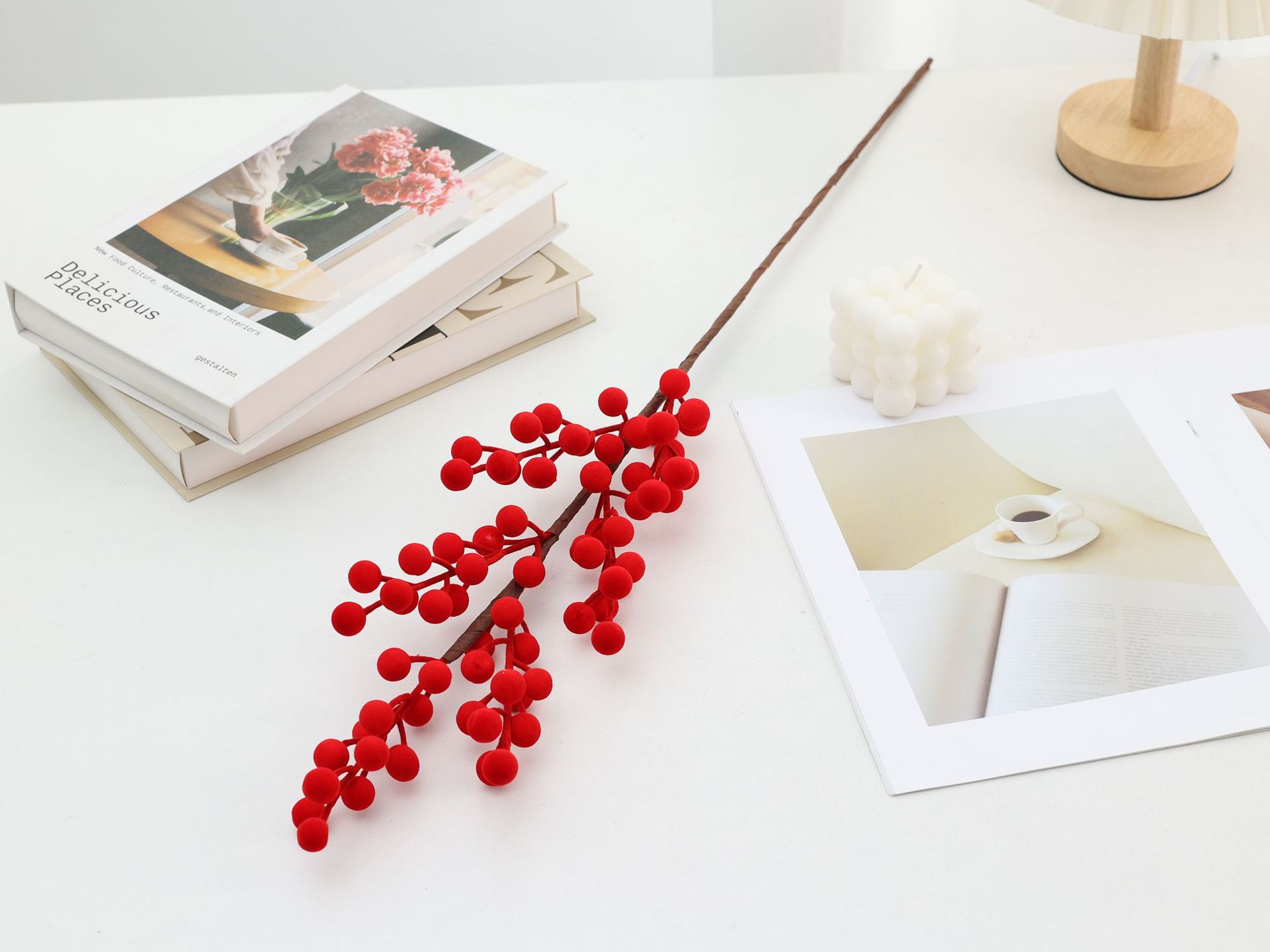 High-profile figure-Twelve fruit Pompon