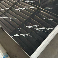 Panneau mural en PVC grain marbre noir imperméable 1220x2440mm, panneau UV de luxe pour la décoration intérieure commerciale, projet hôtelier